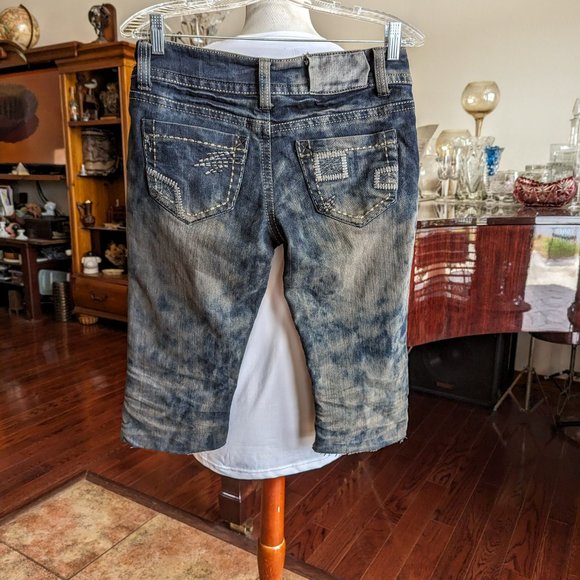 NWT  Vanilla Star whitewashed jeans capris   Sz 7 - Picture 10 of 13